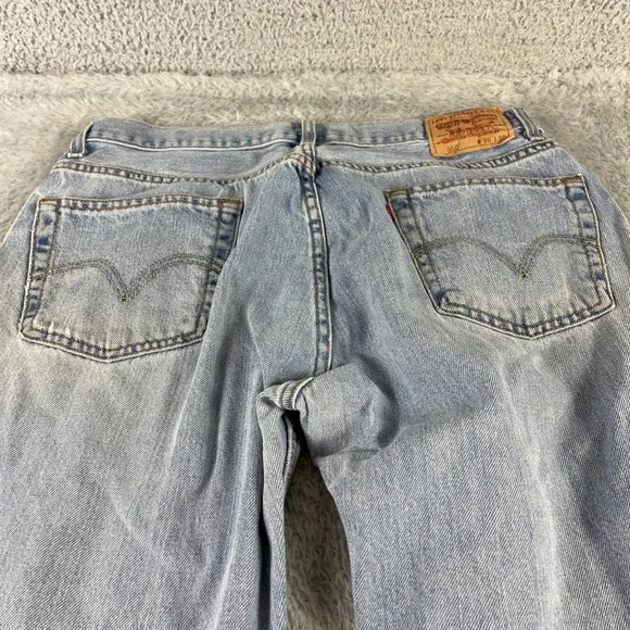 Levi's 550 Jeans Mens 36x30 Relaxed Fit Light Wash Denim Pants - Picture 10 of 13